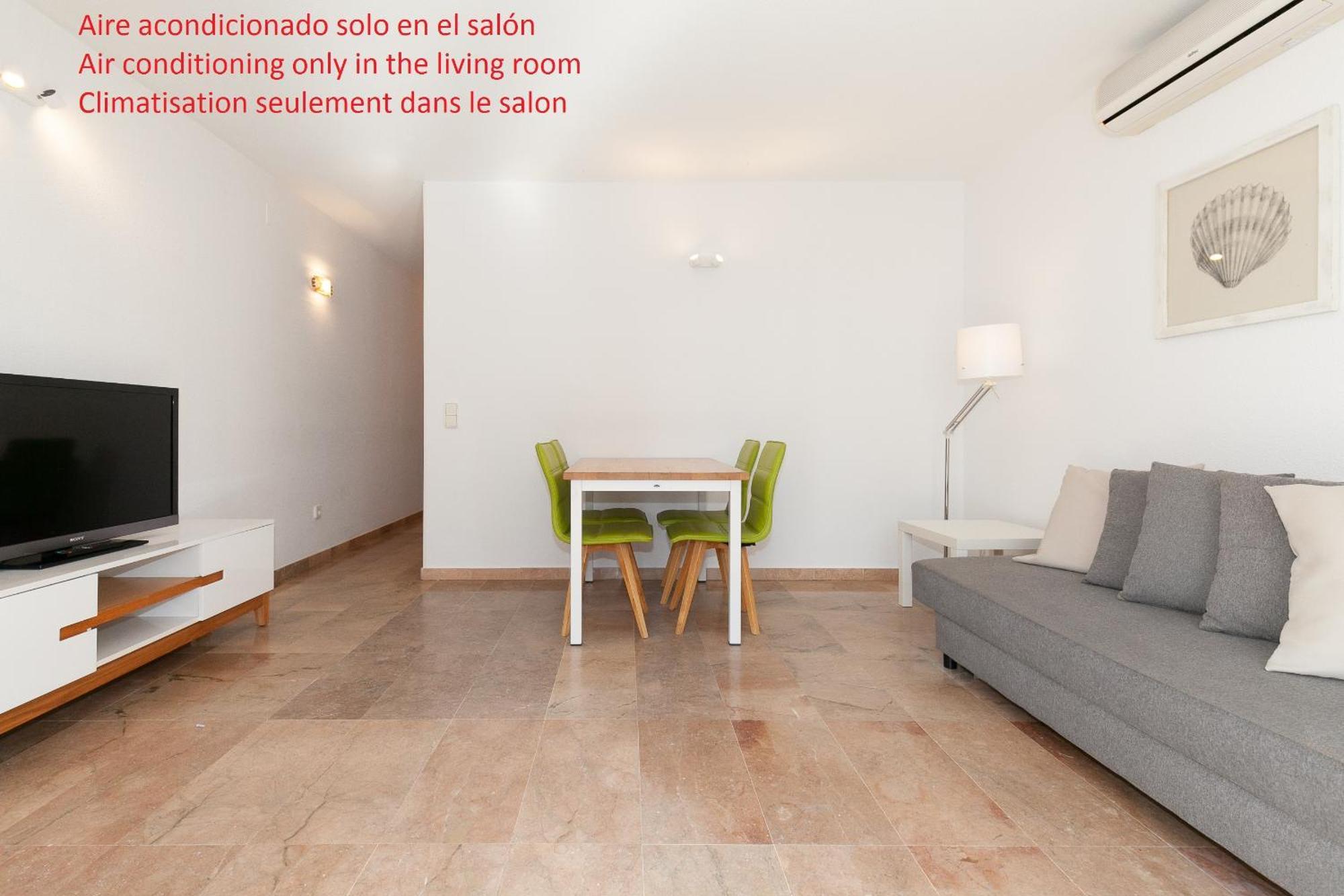 Uhc Center Apartments Салоу Экстерьер фото