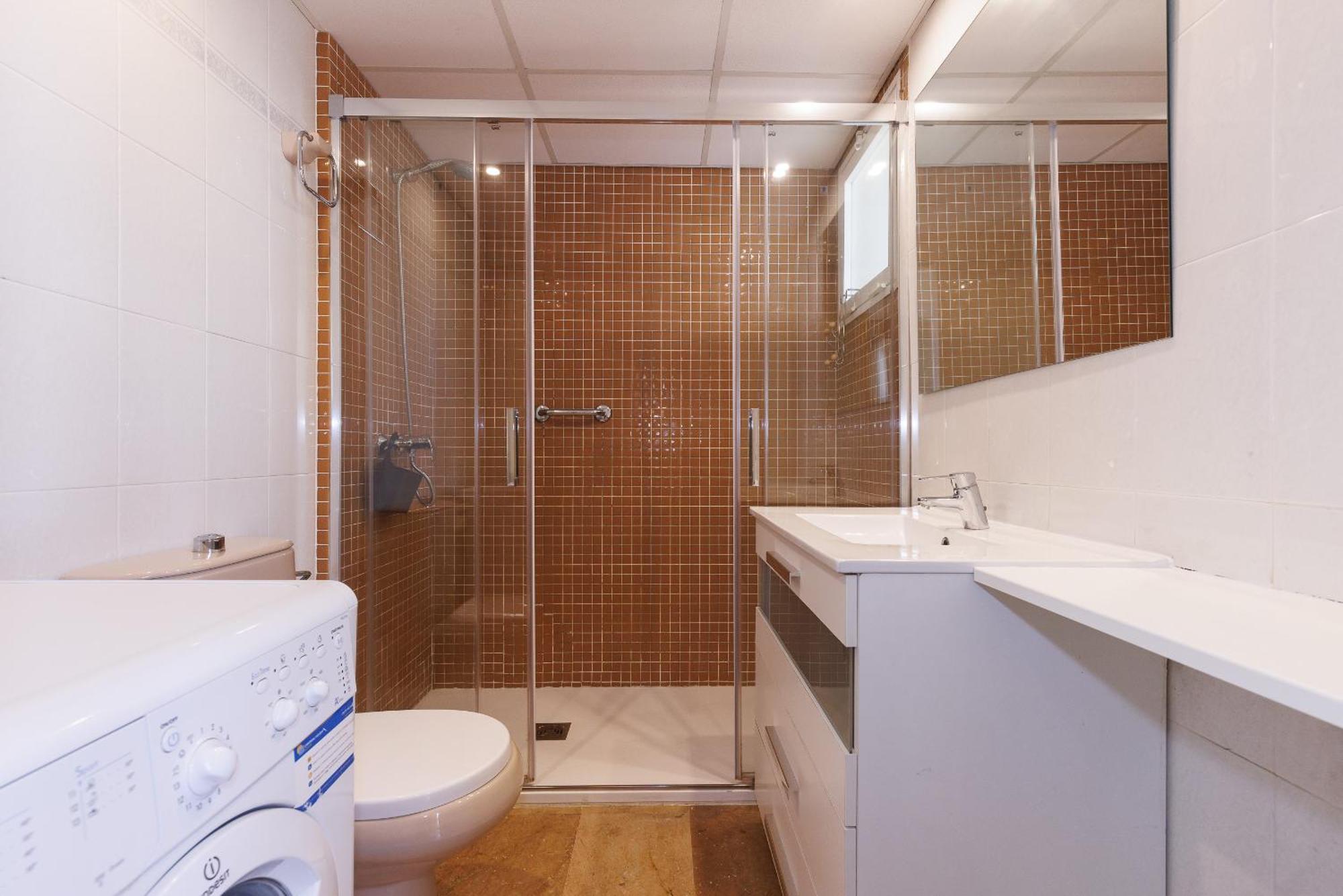 Uhc Center Apartments Салоу Экстерьер фото