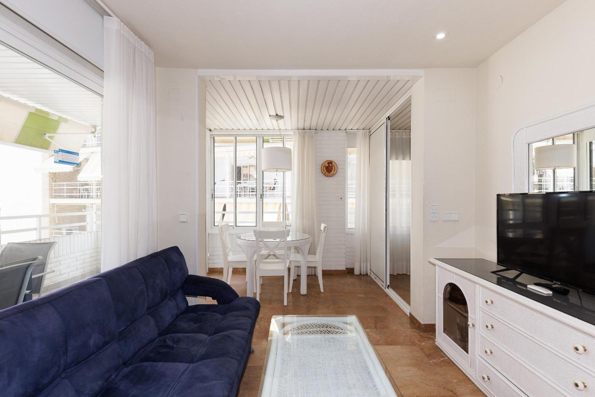 Uhc Center Apartments Салоу Экстерьер фото